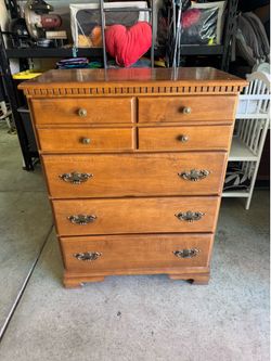 GREAT WOOD Dresser