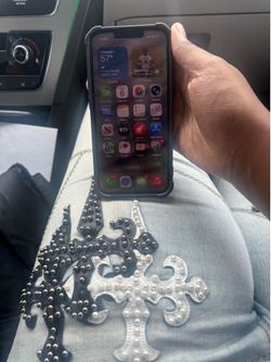 iPhone 16e