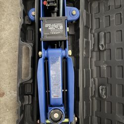 2.25 Ton floor Jack 