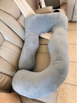 Pregnancy pillow