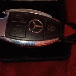 Mercedes Eng Clicker Needs Battery All Newer Model Extra Key