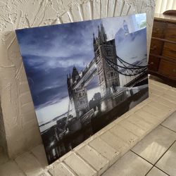 London Tower Bridge Glass Wall Decor 47”Lx31.5”H