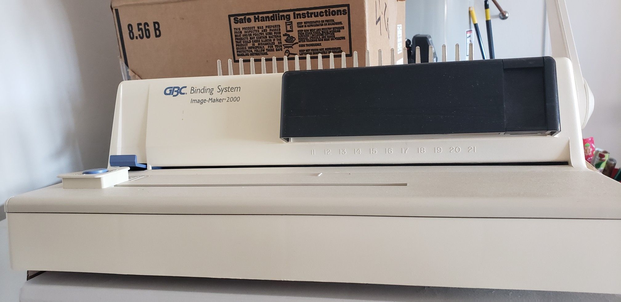 GBC Binding System. Image Maker 2000