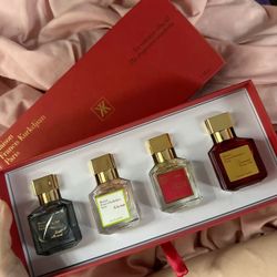 Baccarat set