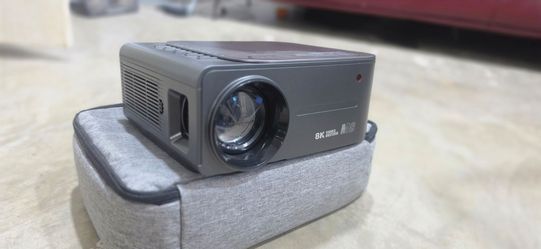 Projector 8k