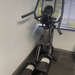 Bowflex Max Trainer M8 Elliptical