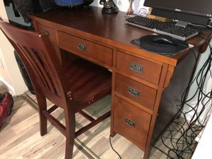 New And Used Small Desk For Sale In Melbourne Fl Offerup