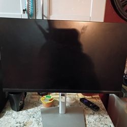 Dell 22 Inch Gaming Laptop Amazing. 