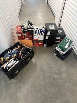 Storage clean out shoes size 7 & 11