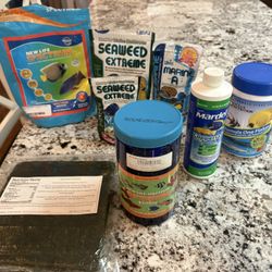 SaltWater Fish Food FlakesAnd Pallets