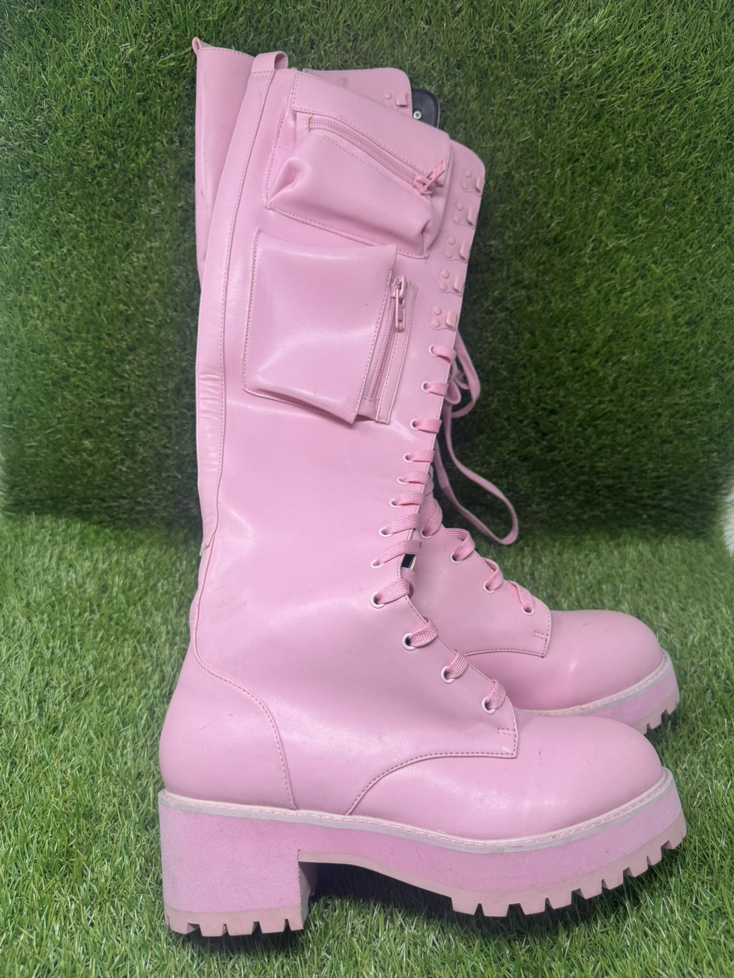 Dollskill Pink Sugar Thrillz Bubblegum Obsidian Pocket Combat Boots Size 10