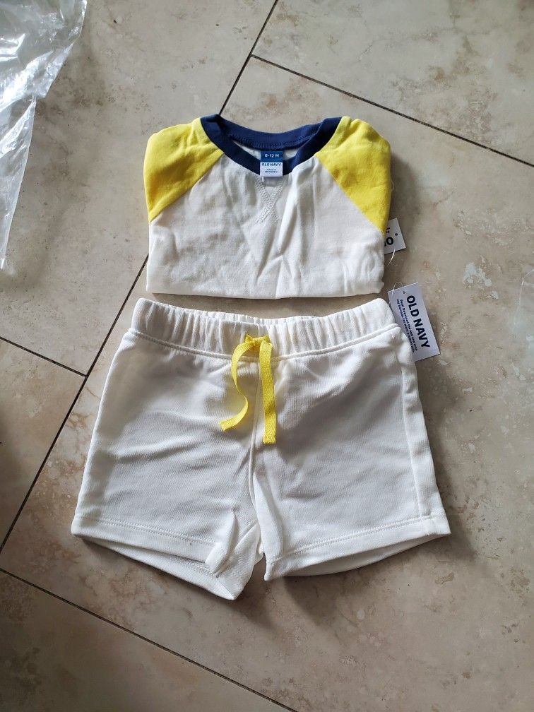 New Old Navy Short Set 6-12 Mo