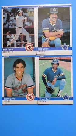 1984 Fleer Baseball Cards Lot of 4
