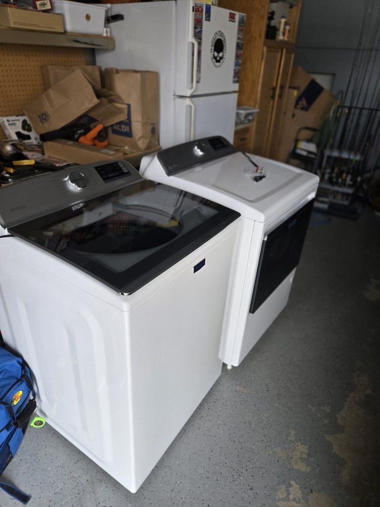 Matag Washer And Dryer Set  