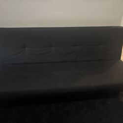 Black Futon 