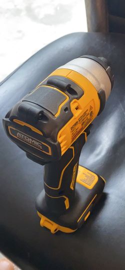 DEWALT ATOMIC 20-Volt MAX Brushless Cordless Compact Impact Driver (Tool-Only)