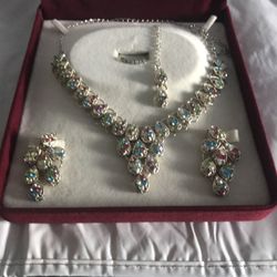 Nice Neklace With Tika and ring Full Set