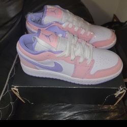 Nike Air Jordans Artic Punch 