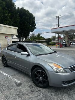 Nissan Altima 2009