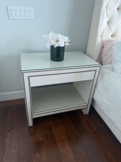 Night stands