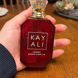 KAYALI Lovefest Burning Cherry | 48