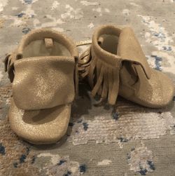 2M Baby Shoe