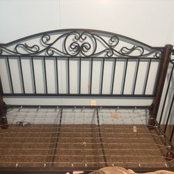 Day Bed With Trundle