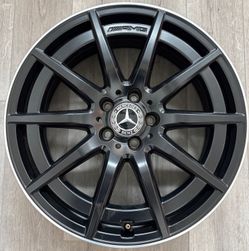 Single one ☝🏻 Uno Mercedes AMG GLA35 GLA45 GLB35 OEM 19" Wheel 65548 A(contact info removed)