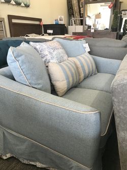 Darby Home Co Lathbury Love Seat
