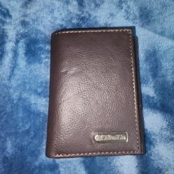 Columbia Mens Coated Leather Trifold Ultimate Capacity Wallet 6 Card Slots Brown