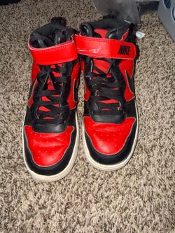 Nike Hightops black and red