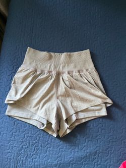 Lululemon Women Short