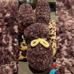 Giant peep