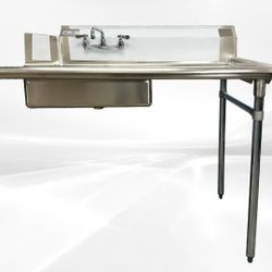 0NSF Soiled Dish Table 48W x 30D x45H inches SDT-48R-318