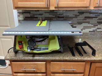 Table Saw-Ryobi. (S)