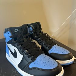 Nike Jordan 1 UNC Size 9.5 Used