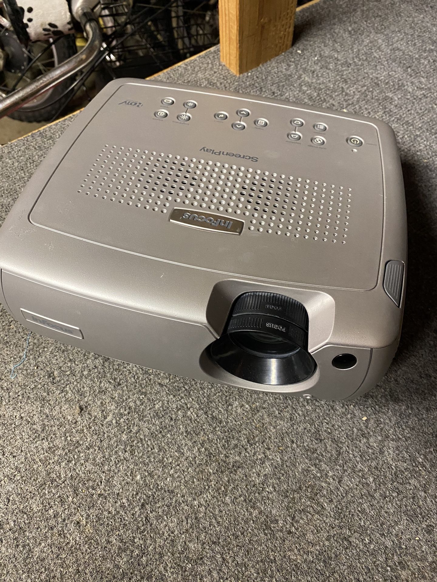 InFocus Screenplay 5000 projector