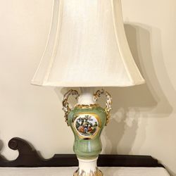 Vintage Green Porcelain George and Martha Washington Lamp w/ Shade