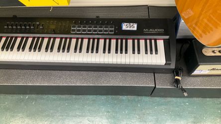 M-Audio Hammer 88 Pro MIDI Keyboard Controller