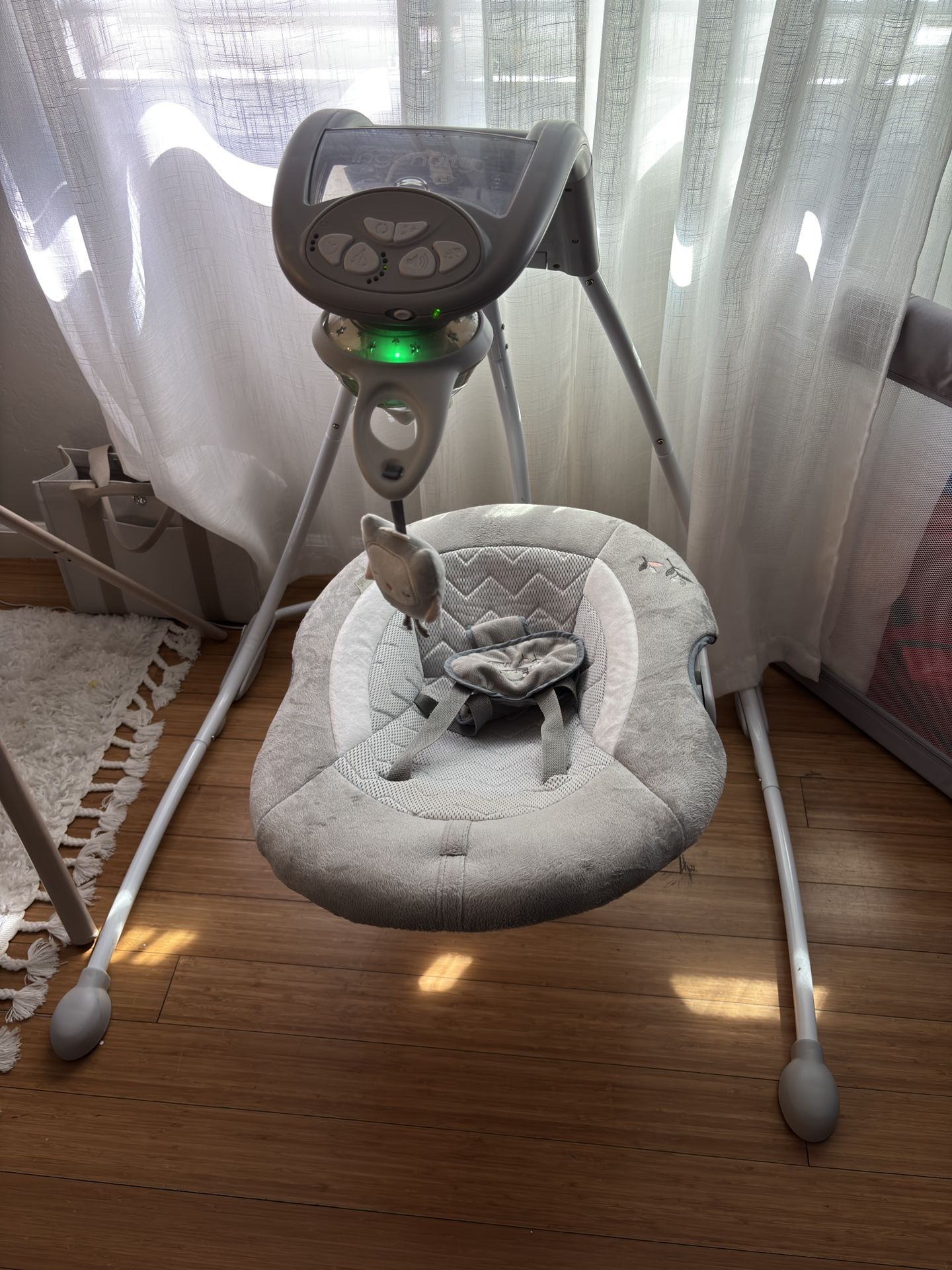 baby swing