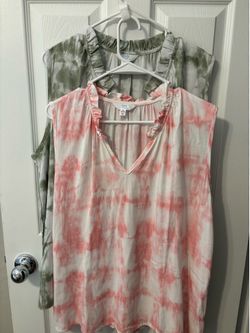 Ladies Ruffled Collar Tops