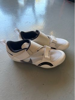 Nike White Spin Shoes - Size 11.5