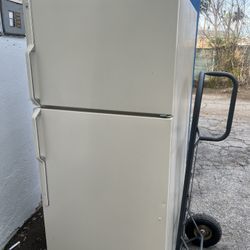 Fridge 