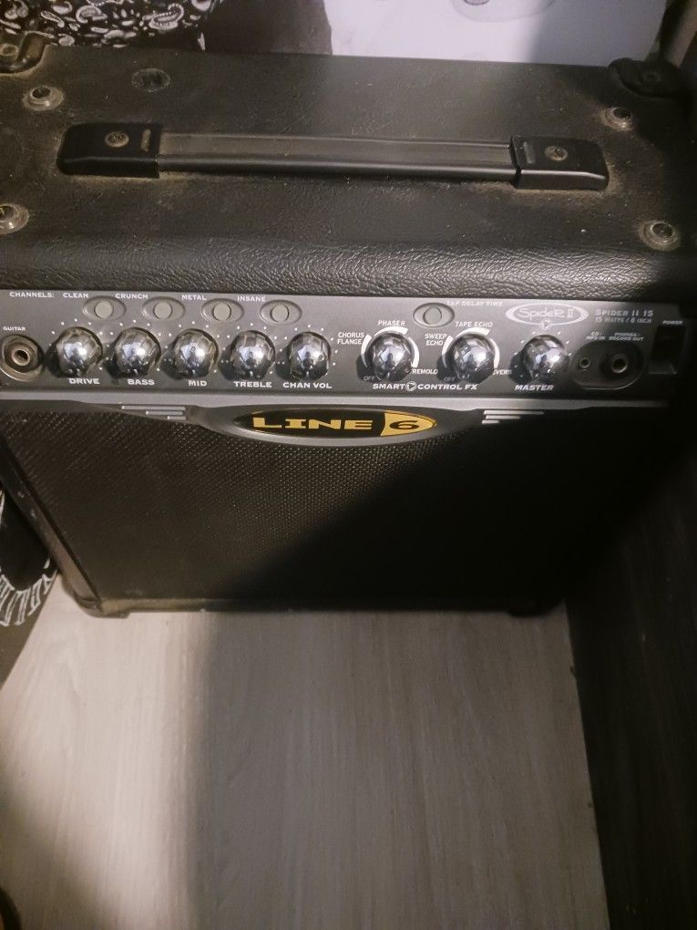 Line 6 Guitar Amp