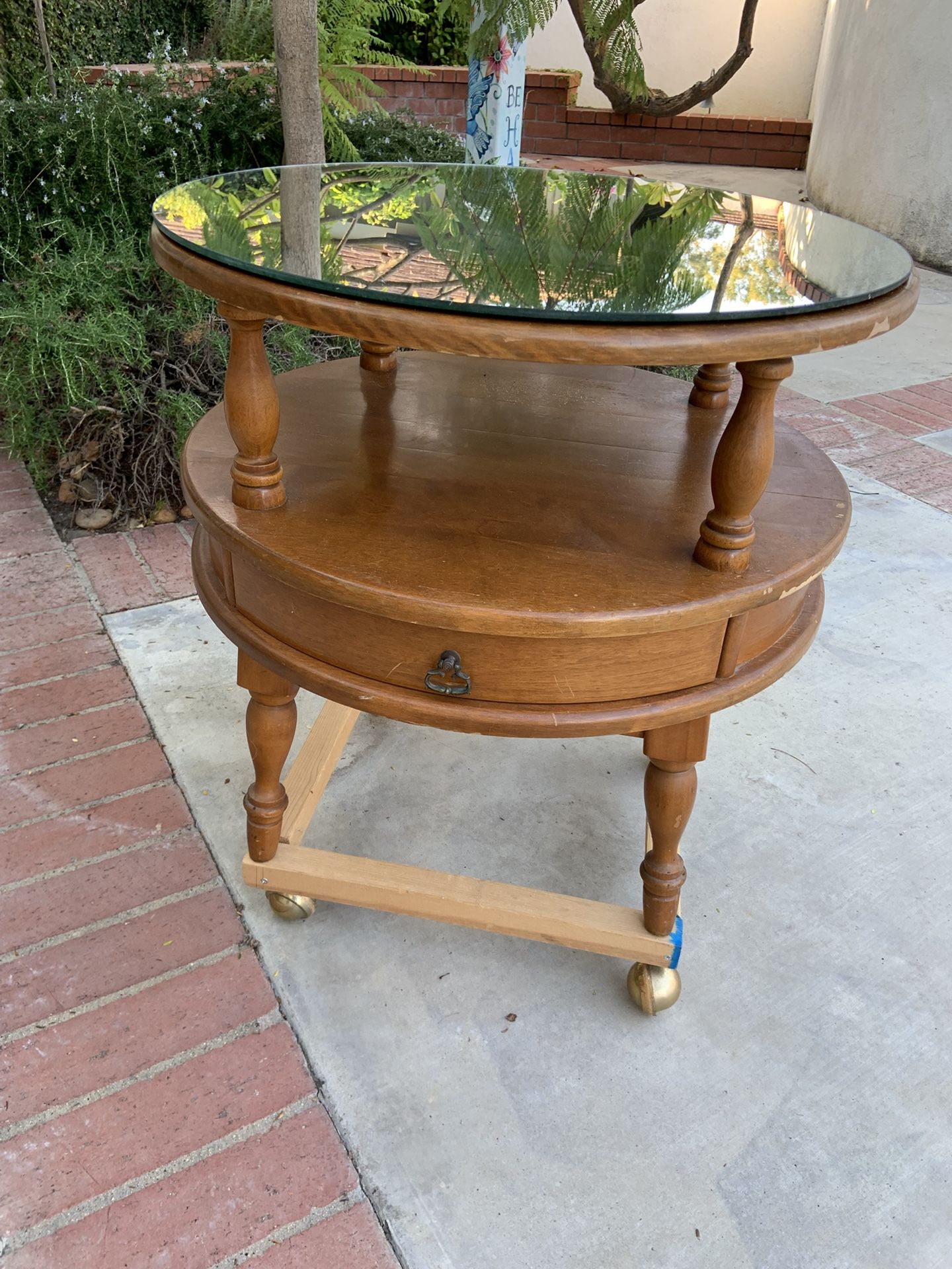 Round End Table