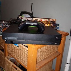 Xbox One X Series With Controller No Cords