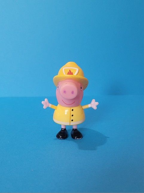 Peppa Pig Jazwares Firefighter Mummy Figure 3"