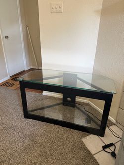 Entertainment center