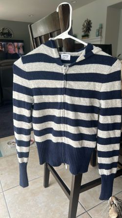 Lightweight sweater good to wear at the beach brand COTTON ON