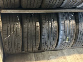 SET OF TIRE 205 65 16 MICHELIN 85% LIFE